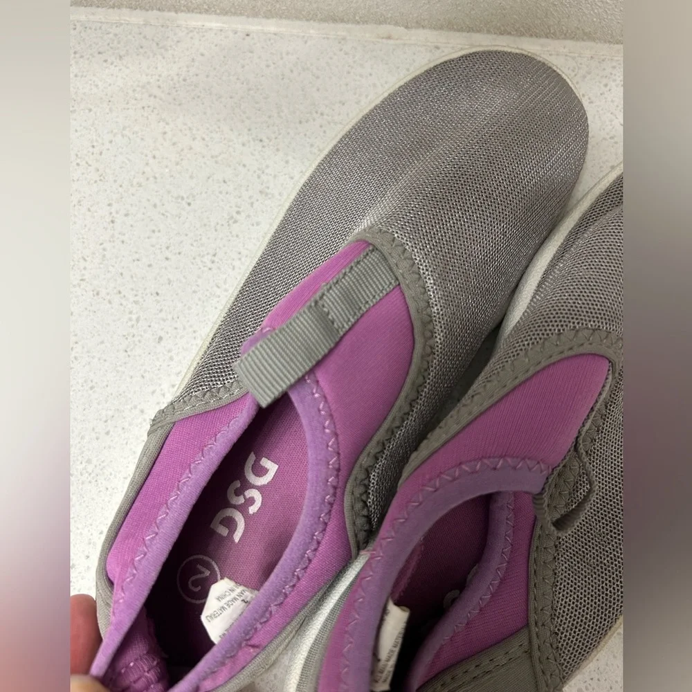 Gray and Purple Beach Water Shoes Girls size 2
